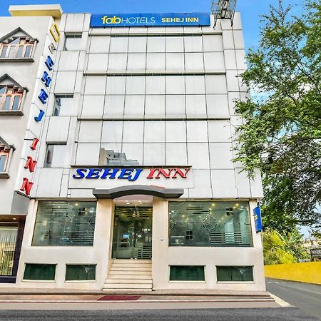 Fabhotel Sehej Inn New Delhi Bagian luar foto
