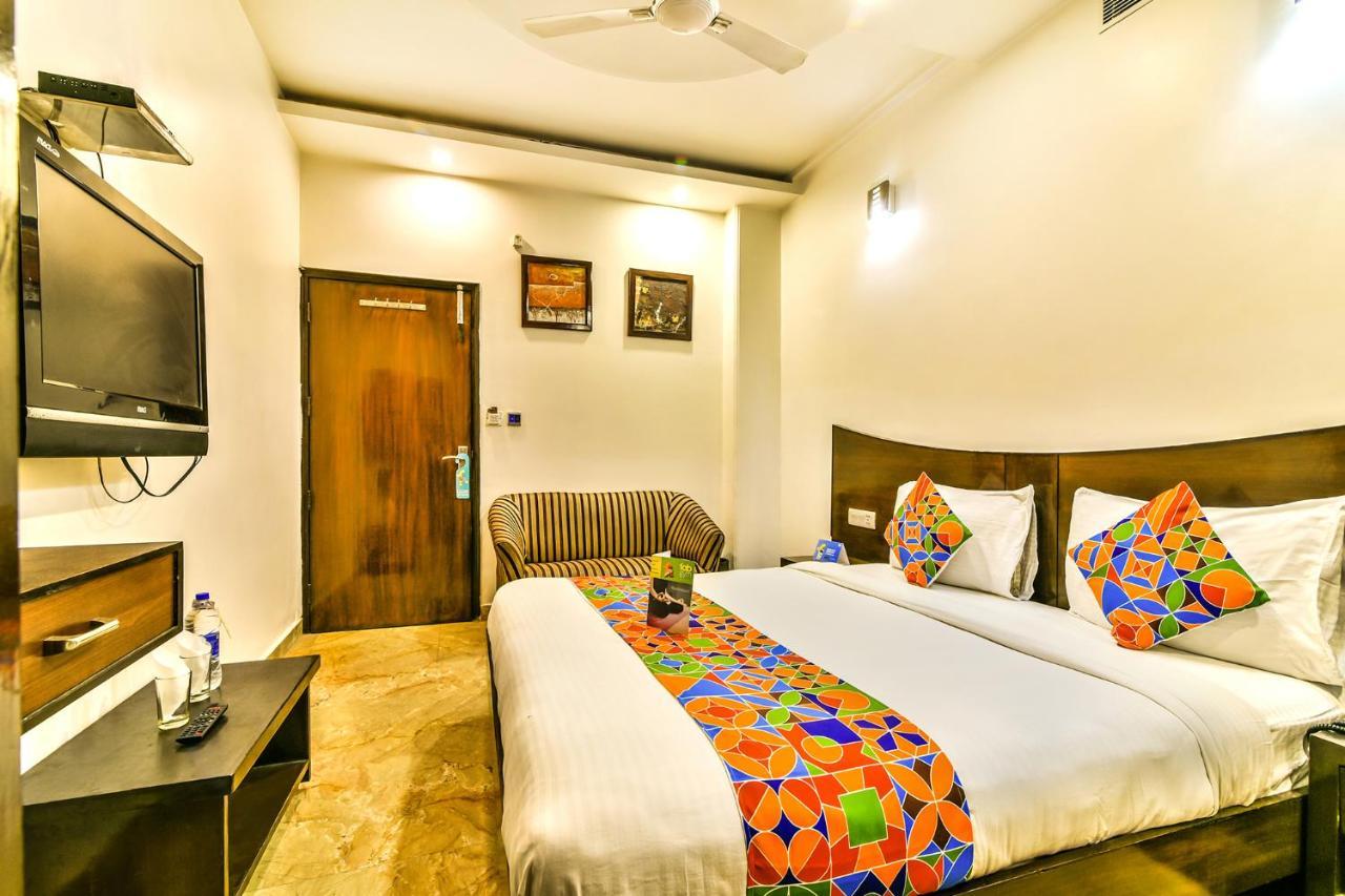 Fabhotel Sehej Inn New Delhi Bagian luar foto