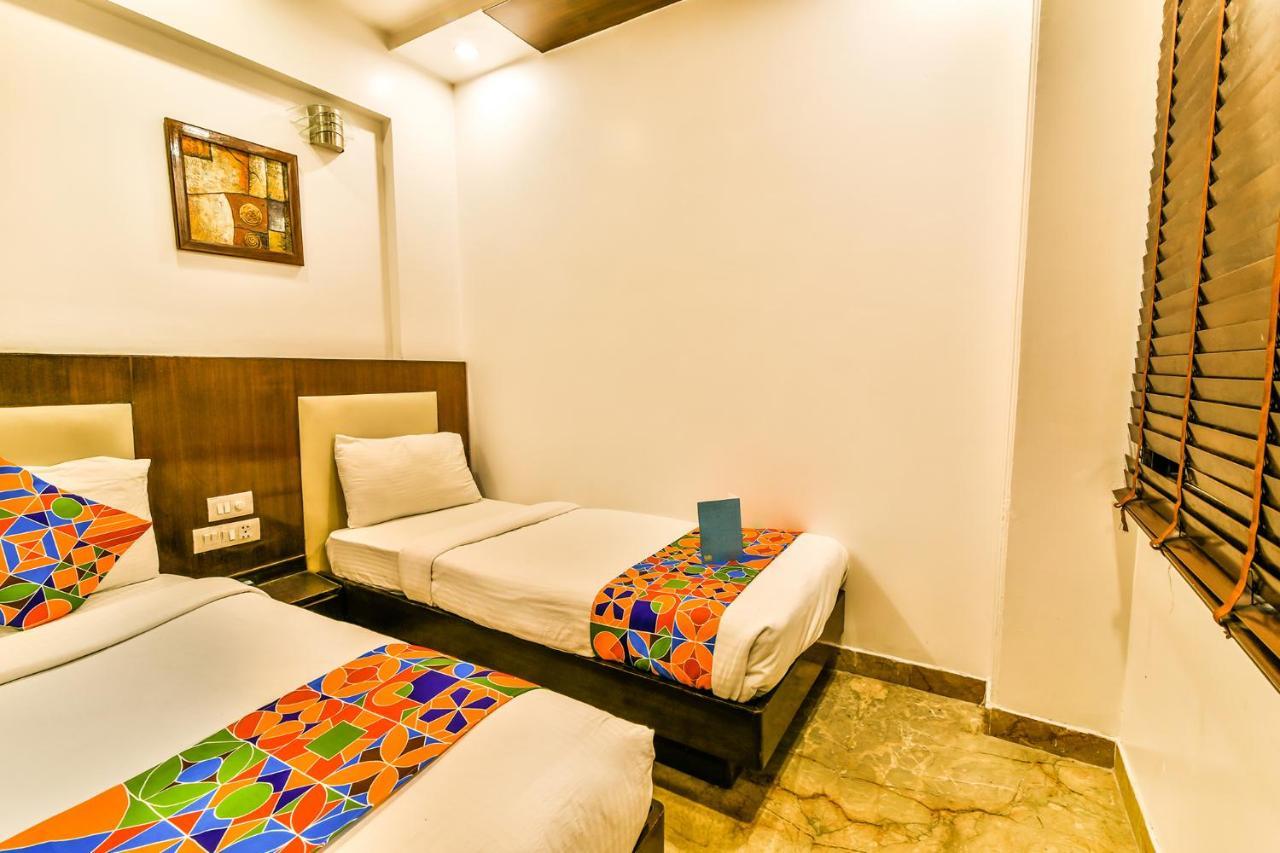 Fabhotel Sehej Inn New Delhi Bagian luar foto