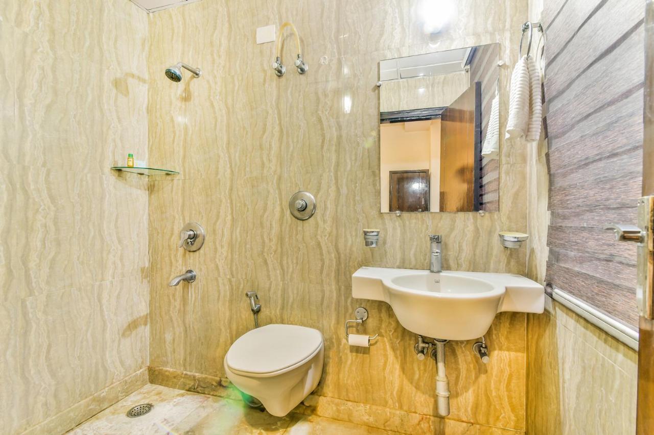 Fabhotel Sehej Inn New Delhi Bagian luar foto