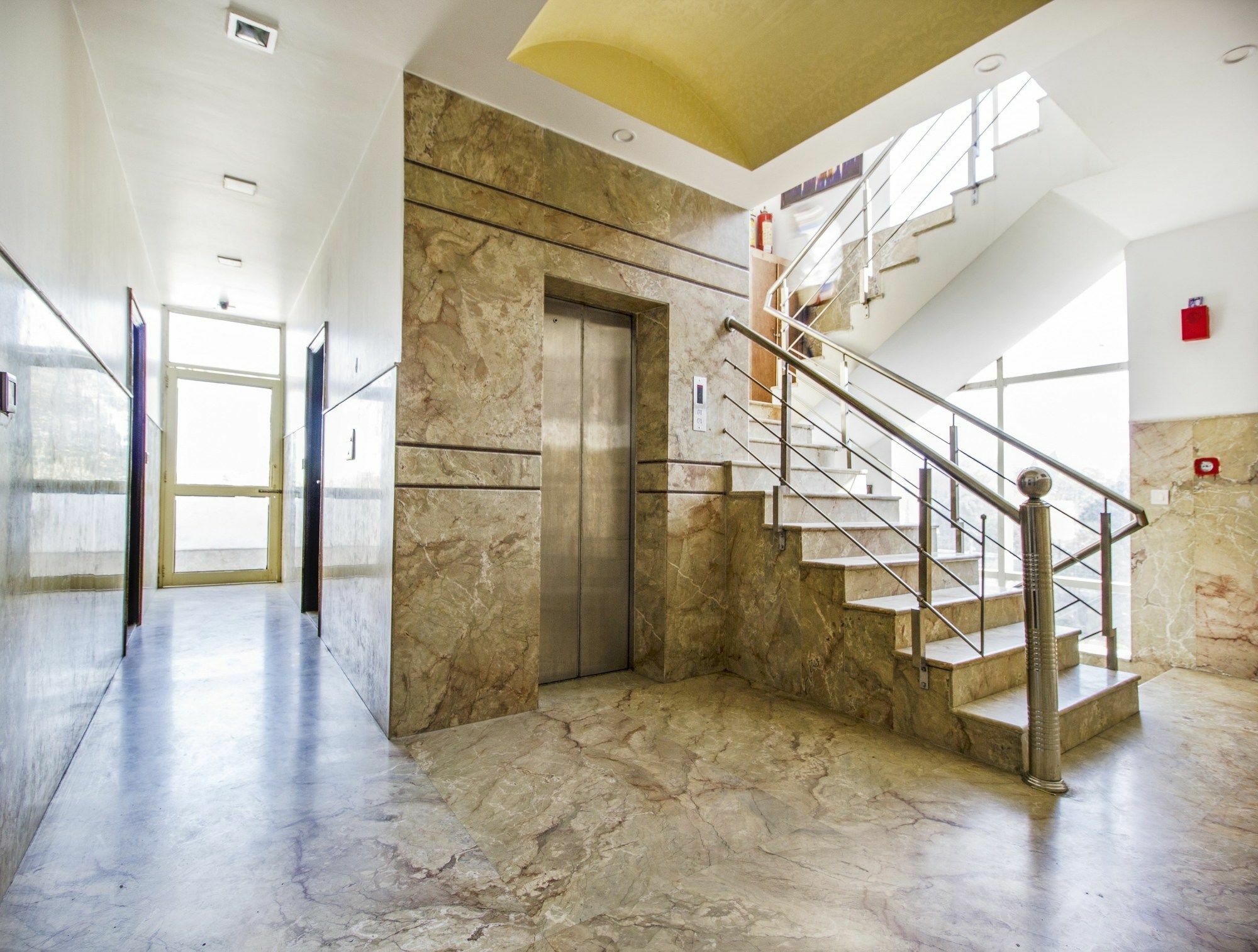 Fabhotel Sehej Inn New Delhi Bagian luar foto