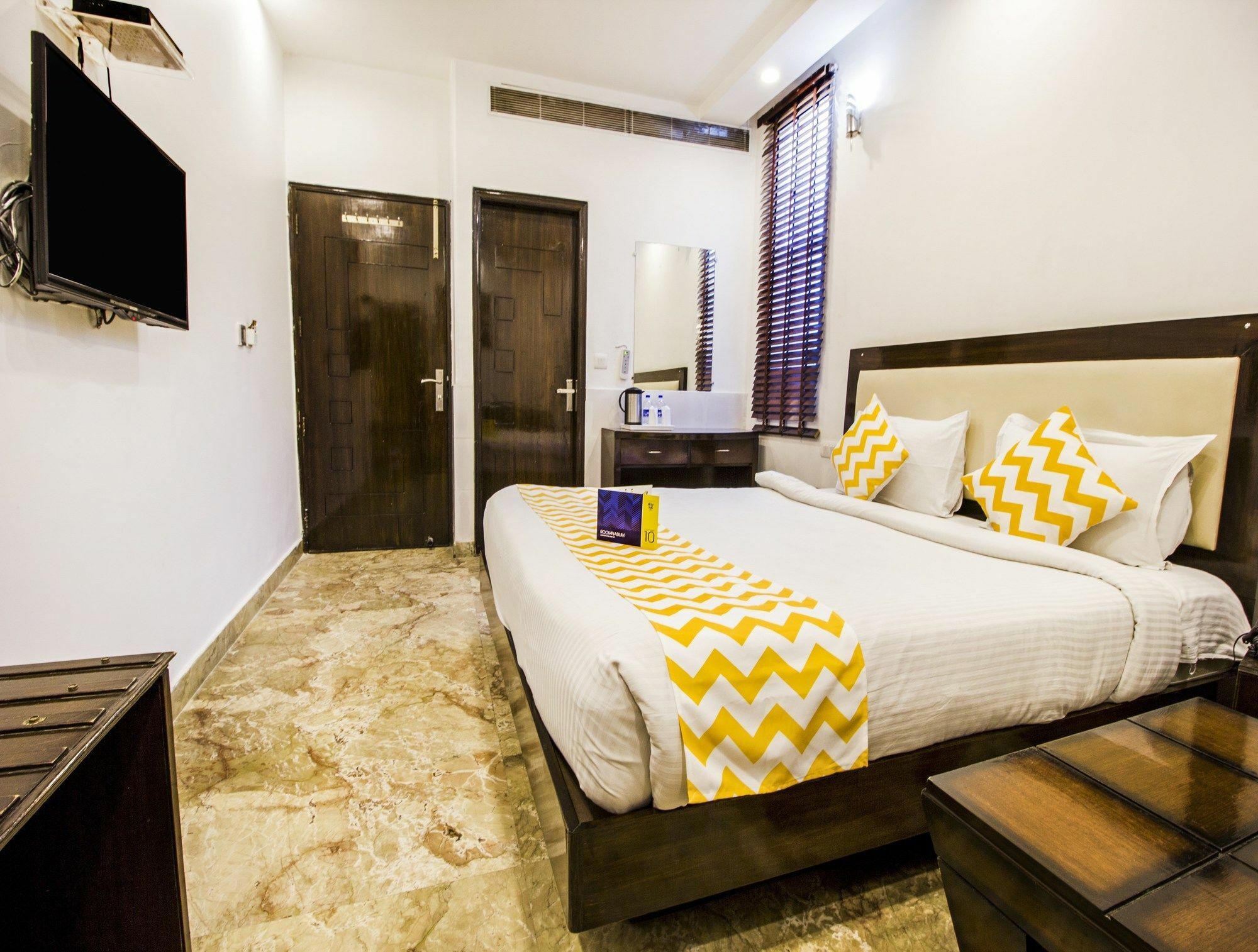 Fabhotel Sehej Inn New Delhi Bagian luar foto